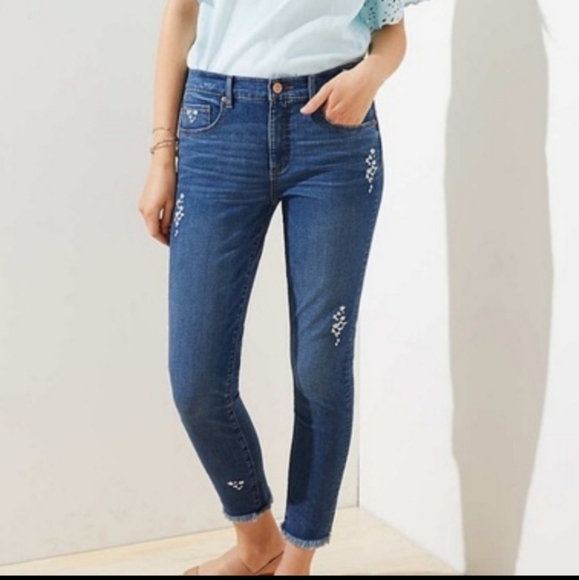 LOFT Denim - LOFT Ann Taylor Floral Embroidered Skinny Jeans Women's 10/30